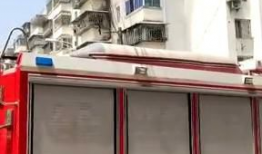 消防车灭火视频,高科技装备助力守护城市安全